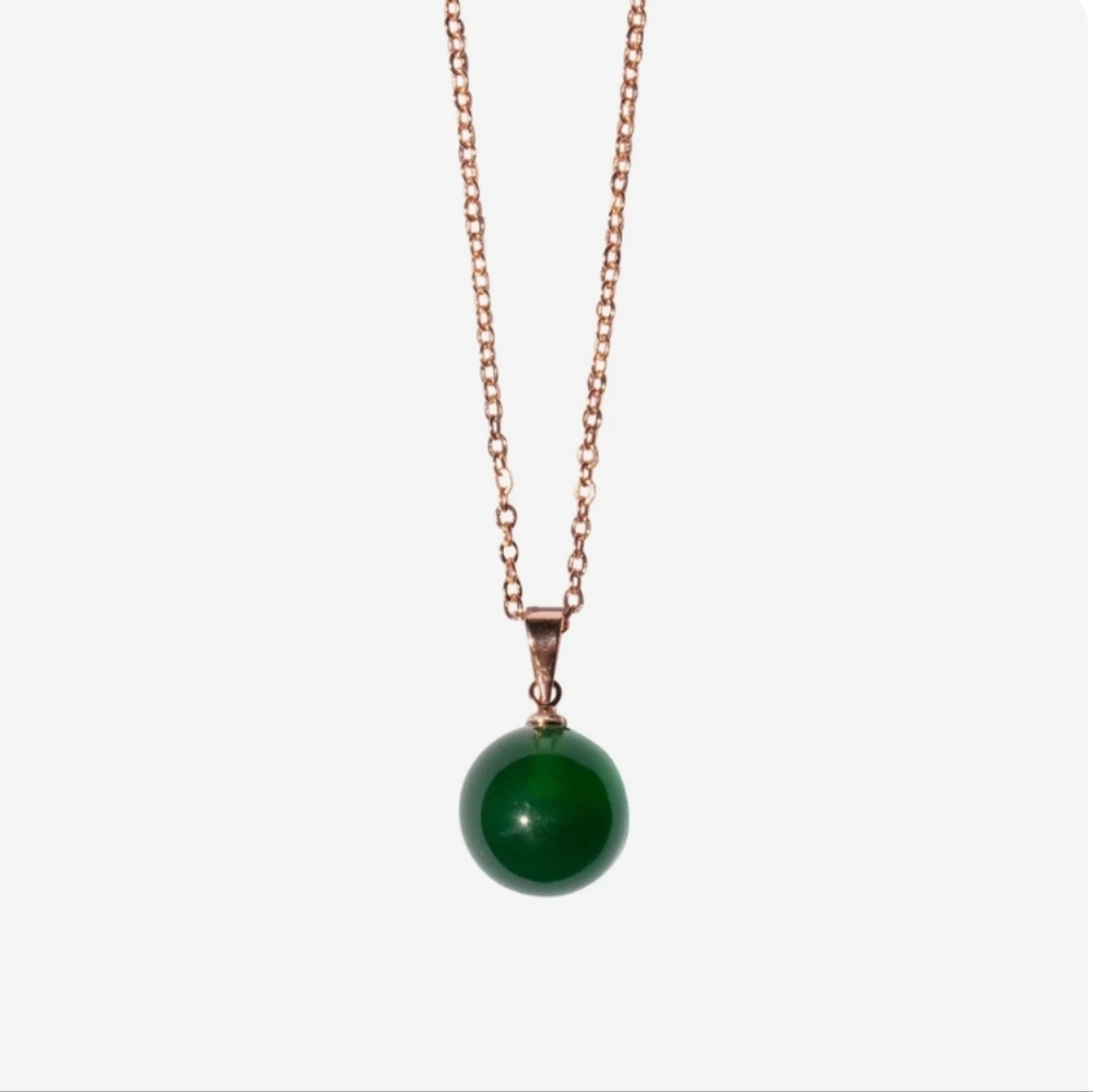 NIB Seree Greene - Green Jade Pendant Necklace On Rose Gold Chain W Gift Box